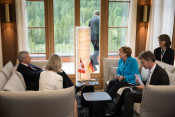 Bilaterales Gespräch zwischen der Bundeskanzlerin Angela Merkel und dem kanadischen Premierminister Stephen Harper.