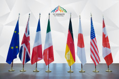 Die Flaggen von den G7-Staaten