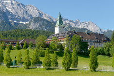 Das ist das Schloss Elmau