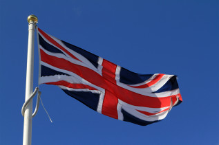 Union Jack ist die populäre Bezeichnung der Nationalflagge des Vereinigten Königreichs Großbritannien und Nordirland, die offiziell Union Flag heißt. Flagge, Fahne, G7, G8
