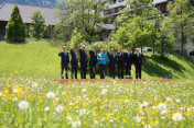 Group photo of the heads of state and government of the G7: Tusk (European Council), Abe (Japan), Harper (Canada), Obama (USA), Merkel (Germany), Hollande (France), Cameron (UK), Renzi (Italy), Juncker (European Commission) (from left)