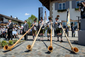 Alphorn players awaiting the arrival of German Chancellor Angela Merkel and US President Barack Obama in Krün