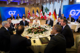 A working lunch at the G7 meeting in Brussels